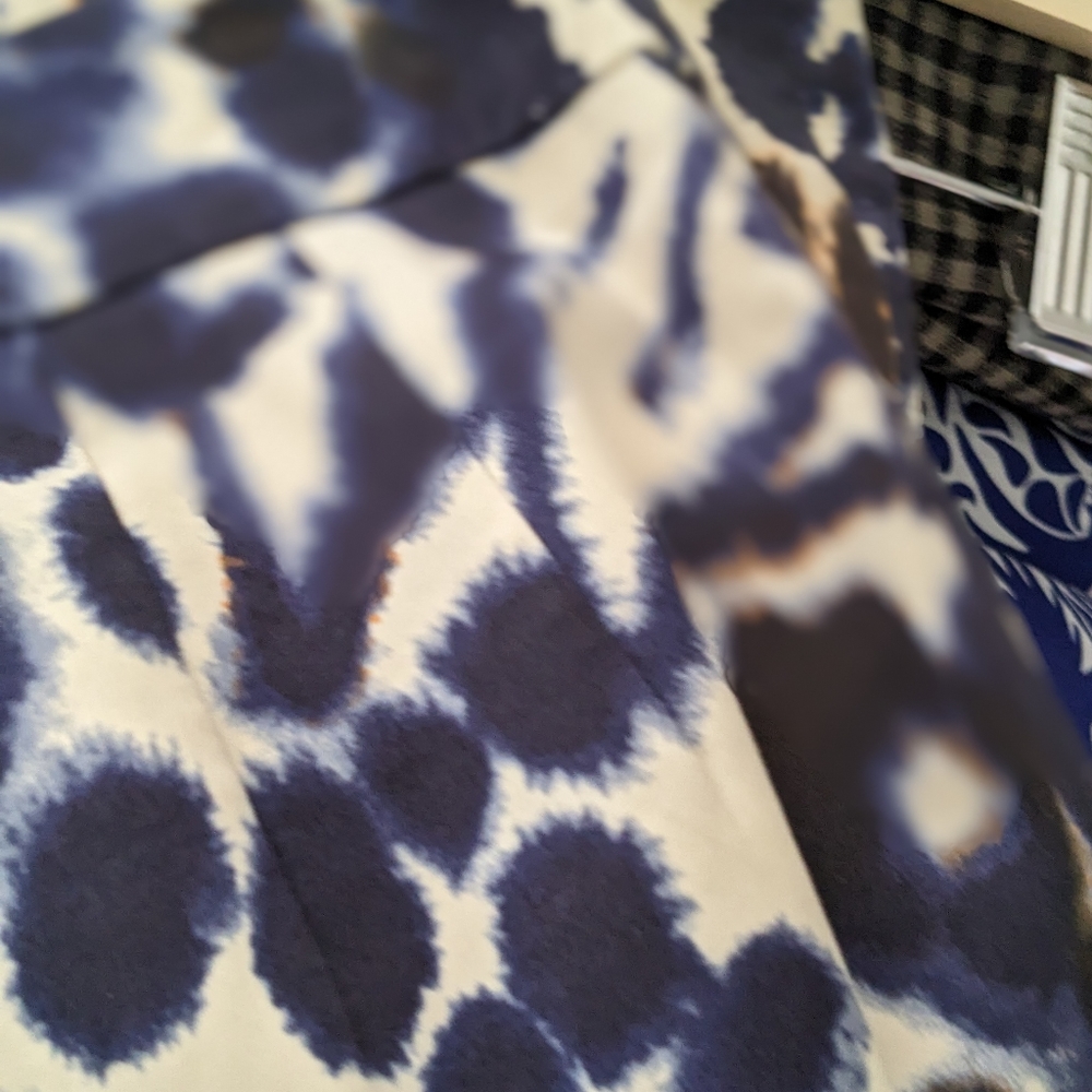 Ann Taylor printed skirt - Picture 4 of 8